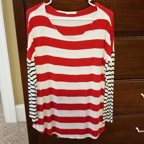 Mon Ami, red, white and navy tunic size medium - Picture 1 of 1